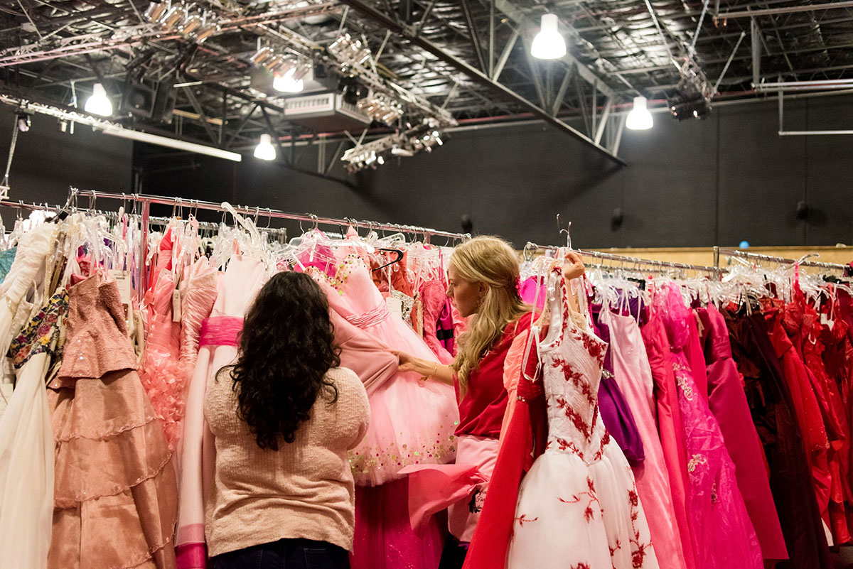 Giving Gown Foundation Gifting a Prom Experience and More The